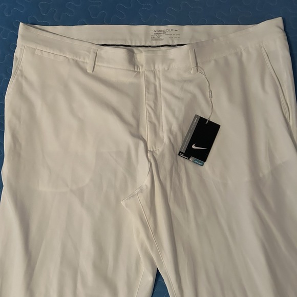 New Nike Standard Fit White Golf Pants Dri Fit 42X30 - Picture 4 of 12
